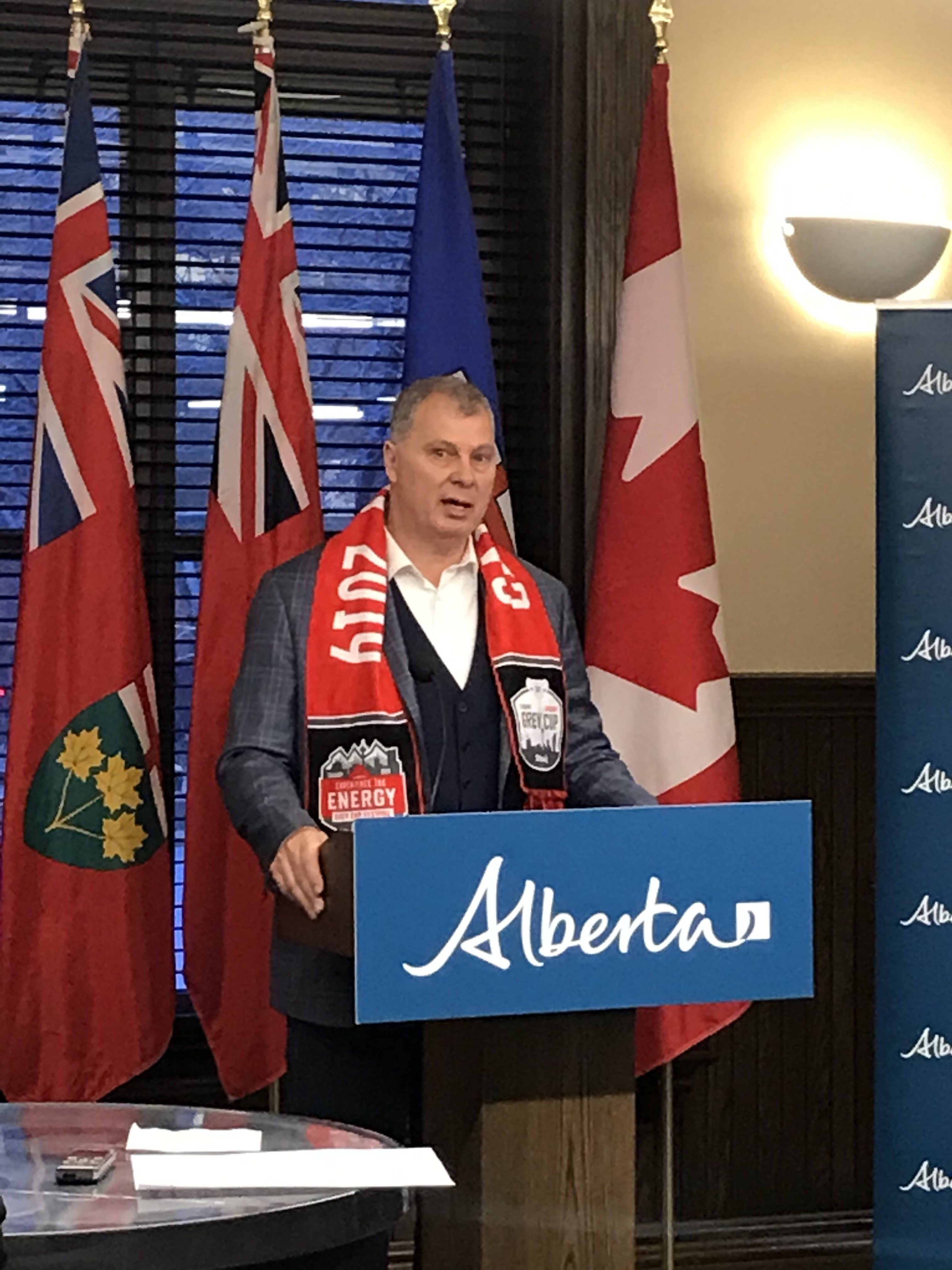 AB Government and CFL use Shift’s research to create awareness about domestic violence ahead of Grey-Cup weekend